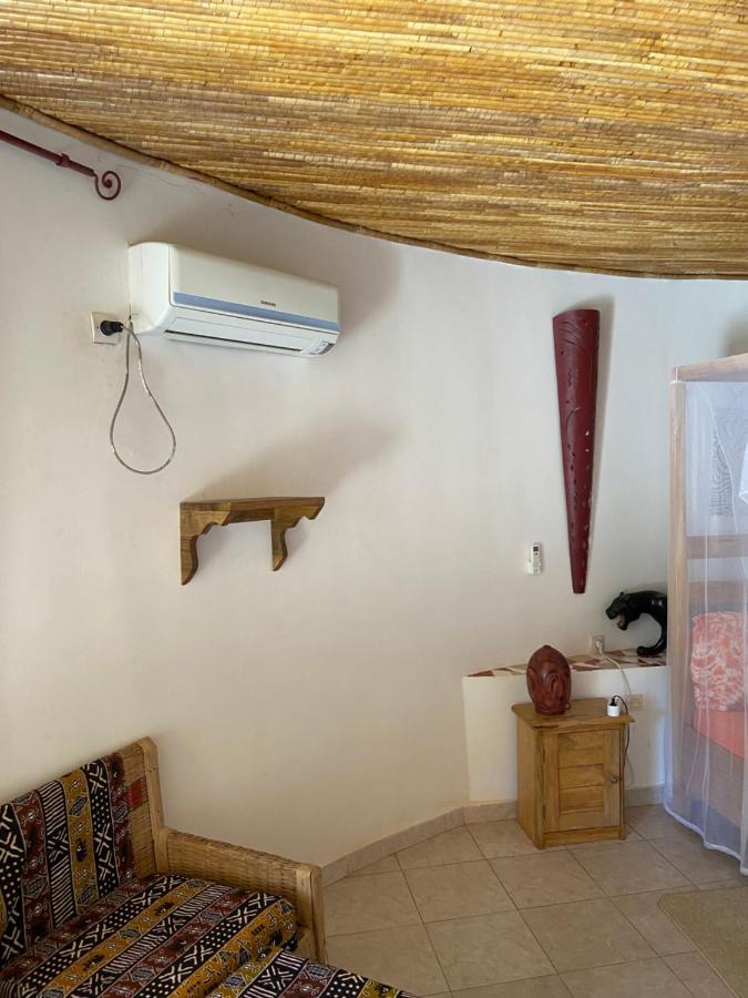 Keur Des Pecheurs Chez Ivan Ouoran Exterior photo